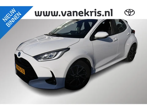 Toyota Yaris 1.5 Hybrid Dynamic Limited Keyless entree, Stoeverwarming, Apple en Anroid auto, Achter