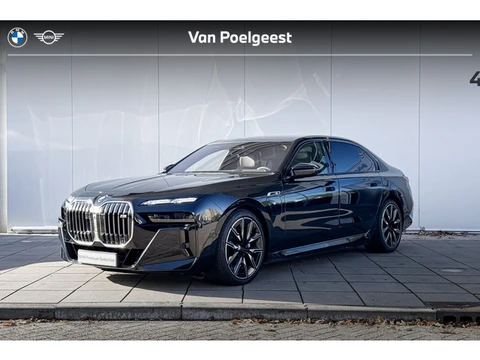 BMW 7 Serie M760e xDrive / Rear Seat Entertainment Experience / Massage voor & Achter / Stoelventila