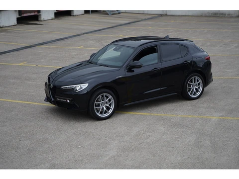 Alfa Romeo Stelvio 2.0 T AWD Veloce Q4 2022