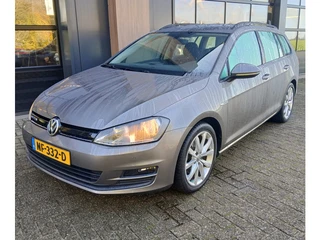 Volkswagen Golf Variant 1.0 TSI / trekhaak / apple carplay / android auto / all season banden