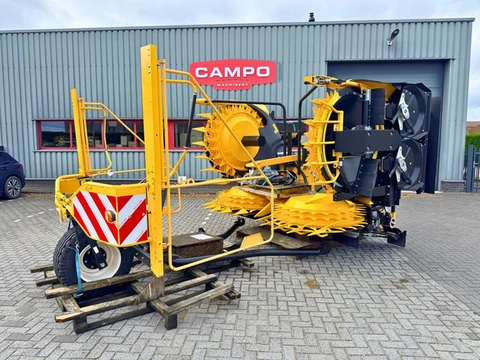 New Holland 60BFI Stalkbuster / Kemper 460 Plus