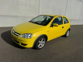 Opel Corsa 1.2-16V Enjoy Airco nieuwe apk
