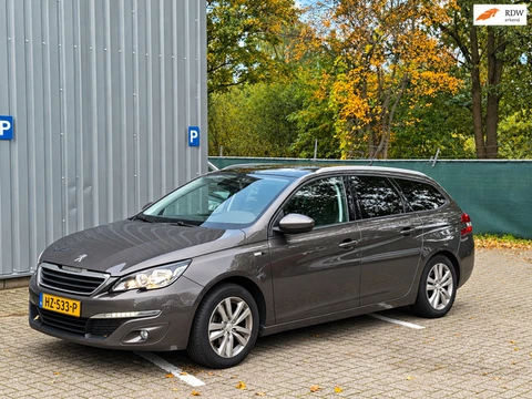 Peugeot 308 SW 1.2 PureTech Style / Pano / Trekhaak