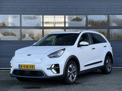 KIA E-NIRO DYNAMICPLUSLINE 64 kWh (97% SOH) I AUTOMAAT I SCHUIF/KANTELDAK I ADAPTIVE CRUISE CONTROL 
