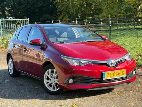 Toyota Auris 1.8 Hybrid Dynamic /Navi/Pano/Camera/Trekhaak/
