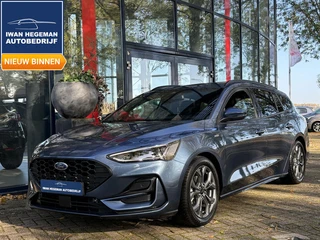 Ford Focus Wagon 1.0 EcoBoost Hybrid ST Line | Winter Pack | PDC + Camera | Climate control | Apple 