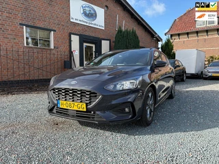 Ford Focus Wagon 1.0 EcoBoost ST Line Business ( Climate controle + Apple carplay + Navigatie )