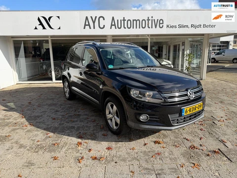 Volkswagen Tiguan 1.4 TSI Sport&Style |Cruise Control|Trekhaak|Apple Carplay|