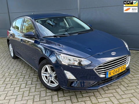Ford Focus 1.0 EcoBoost Hybrid Trend/Navi/Carplay/Camera/trekhaak
