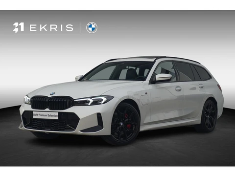 BMW 3 Serie Touring 330e | M Sportpakket Pro | Panoramadak | Harman Kardon | M Sportstoelen | Stuur-