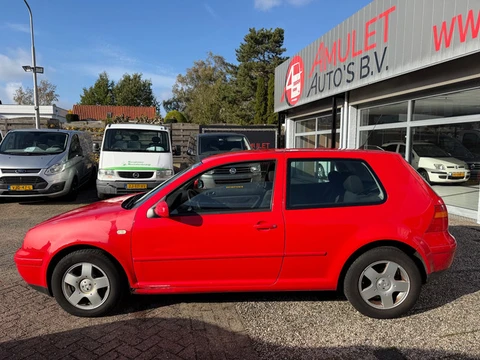 Volkswagen Golf 2.0,85kw/115pk,AUTOMAAT,Highline
