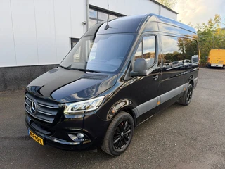 Mercedes-Benz Sprinter 317 CDI 170PK L2H2 RWD Led / Navigatie / Camera