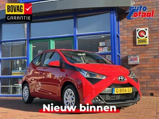Toyota Aygo 1.0 VVT-i x-play | Automaat | Apple Carplay/Android Auto | Dealer onderhouden!