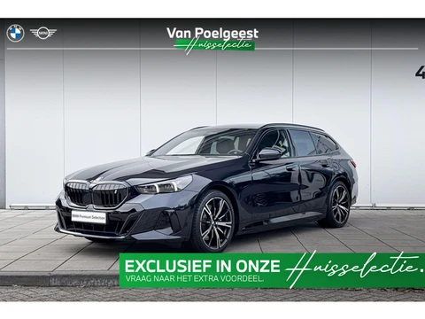 BMW i5 Touring eDrive40 M Sport Edition Glazendak | 20 inch | Driving Assistant | 360 Camera | Huiss