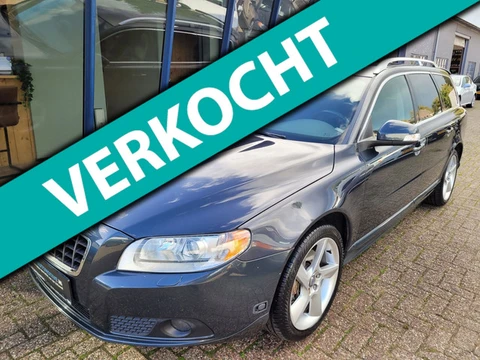 Volvo V70 2.5FT Summum Automaat 230PK LEER / XENON / PDC