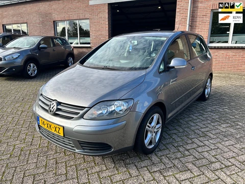 Volkswagen Golf Plus 1.6 FSI Optive 3 // APK 29-9-2027