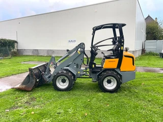 Giant 337T kniklader 33pk! Met kenteken (bj 2016)