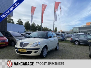Lancia Ypsilon 1.4-16V Oro,Airco,Elektrischpakket,Stuurbekrachting,Centraledeurvergrendeling op Afst