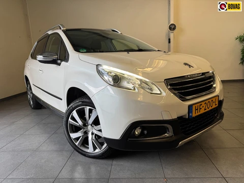 Peugeot 2008 1.2 Allure 110pk/Pano/metallic/airco/cruise/navi/Led/17inch
