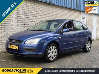 Ford Focus 1.4-16V Trend 5Drs Airco Boekjes ✅