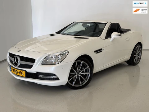Mercedes-Benz SLK-klasse 200 CarbonLOOK Edition / Glasdak / Automaat