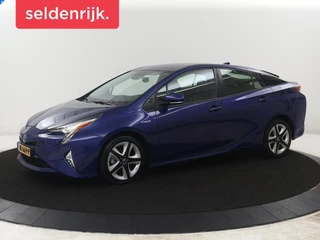 Toyota Prius 1.8 Executive | Adaptive cruise | Leder | Stoelverwarming |  Camera | Park assist | Nav
