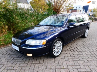 Volvo V70 2.4i 170pk Automaat Clima Leder Trekhaak 1800kg. Youngtimer