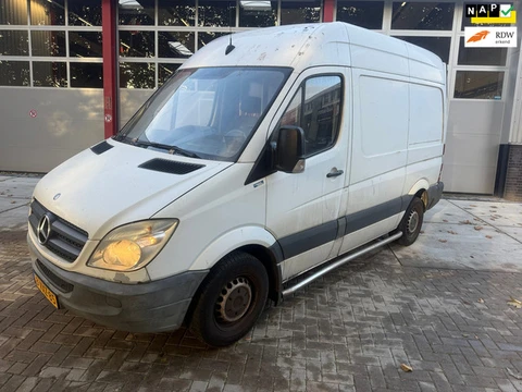 Mercedes-Benz Sprinter 210 2.2 CDI 325 HD DC