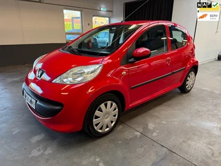 Peugeot 107 1.0-12V XS
