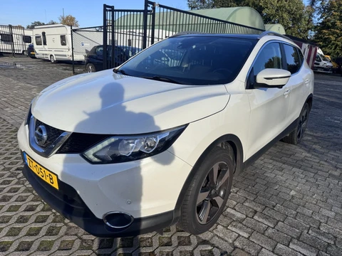 Nissan Qashqai 1.2 Connect Edition Automaatbak niet 100%