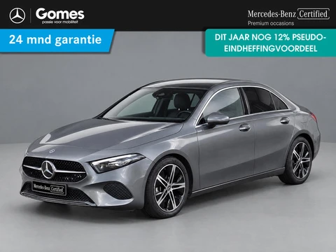 Mercedes-Benz A-klasse 180 Star Edition Luxury Line | Trekhaak Wegklapbaar | Achteruitrijcamera | St