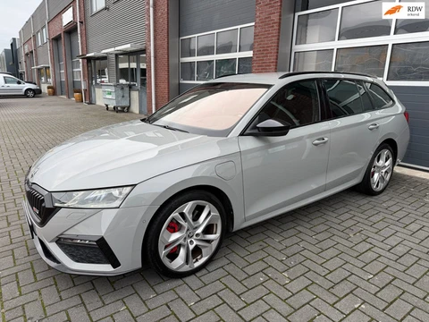 Skoda Octavia Combi 1.4 TSI RS iV PHEV ACC HUD Canton Camera