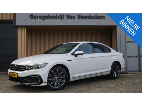 Volkswagen Passat 1.4 TSI 218pk GTE Leder/Alcantara Virtual LED Stoel & Stuurwiel V.W. ACC *Complete