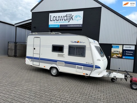 HOBBY De Luxe 440 SF ’04 (Vastbed 210cm)