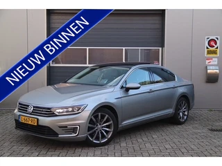 Volkswagen Passat 1.4 TSI GTE Highline, Carplay, 360 Camera, Trekhaak, Massage, Pano