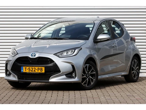 Toyota Yaris 1.5 Hybrid Dynamic Carplay / Camera 11.668Km !
