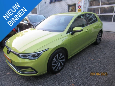 Volkswagen Golf 1.4 eHybrid Style plug in