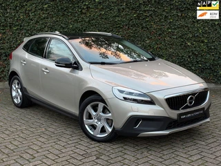 Volvo V40 Cross Country 2.0 D3 Nordic+ | Leder | Pano | Camera | Memory