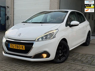 Peugeot 208 1.2 PureTech Blue Lion/ nap/ 2e EIG/ goed onderhouden/ 1jaar APK/ zeer nette auto.