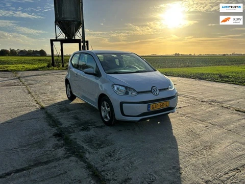 Volkswagen UP! 1.0 move up! BlueMotion