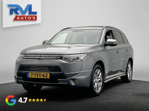 Mitsubishi Outlander 2.0 PHEV Instyle | Origineel NL | Panoramadak | Trekhaak | Camera | Stoelverwar