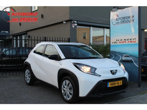 Toyota Aygo X 1.0 VVT-i MT Play Groot-scherm Camera Airco Org NL 5045km