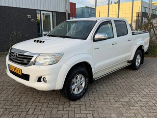 Toyota HiLux 3.0 D-4D SR DC 2014 AUTOMAAT