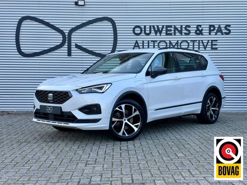 SEAT Tarraco 1.4 TSI e-Hybrid PHEV FR 1E EIGENAAR | DEALEROND. | MEMORY | CARPLAY | LED