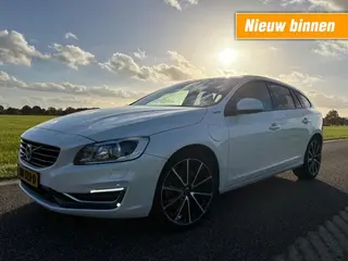 VOLVO V60 2.4 D5 T.EN. SP.ED. / BOMVOL / AUTOMAAT / HYBRIDE