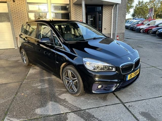 Bmw 2-serie Gran Tourer 220d Sport Automaat
