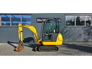 JCB 8018 (bj 2005)