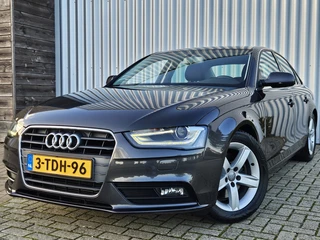 Audi A4 Limousine 1.8 TFSIe Edition /PDC/Xenon/Cruise/Navi!