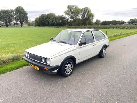 VOLKSWAGEN POLO SPRINTER COUPE
