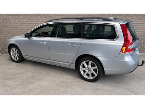 Volvo V70 1.6 T4 Nordic+ Autom. Trekhaak,leder,Xenon.